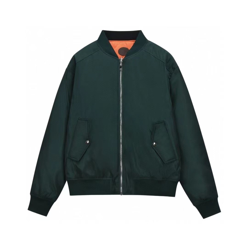 G*u*i coats